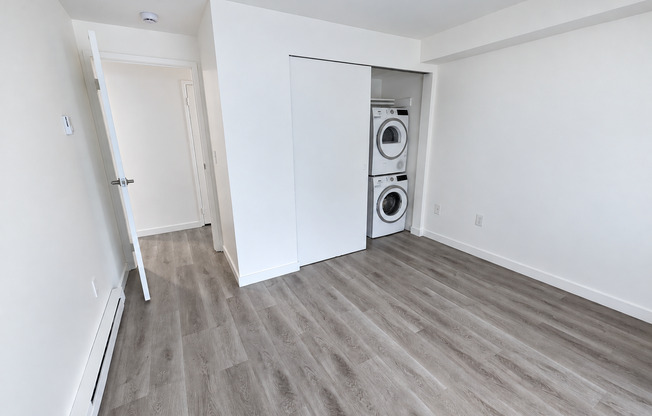 1 bed, 1 bath, 590 sqft, $1,395, Unit 126