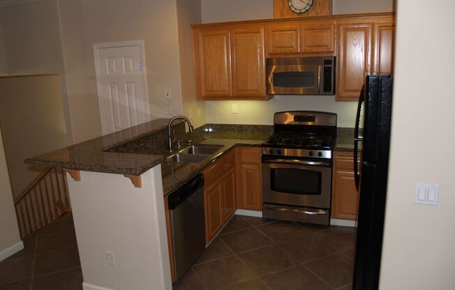 Private Street Entrance! Attached Garage! 2Br 2.5Ba Dublin at The Terraces in Great Location!