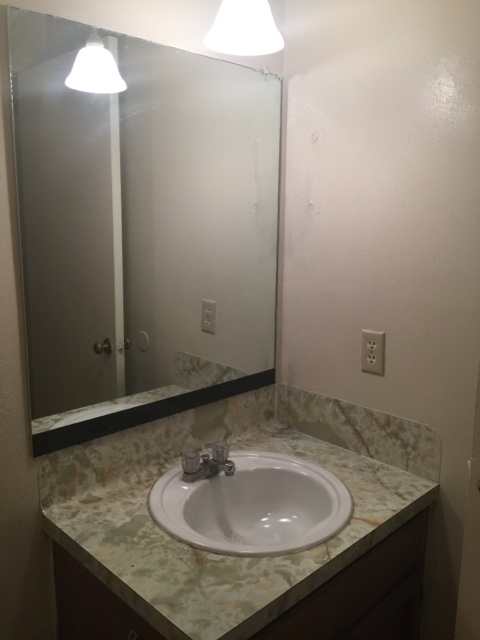 2 beds, 2 baths, 1,000 sqft, $975, Unit 8361-A