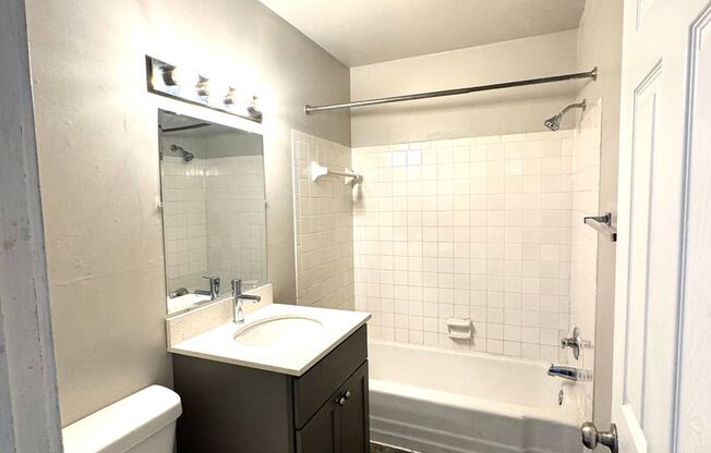 1 bed, 1 bath, 750 sqft, $1,019, Unit 3330-10