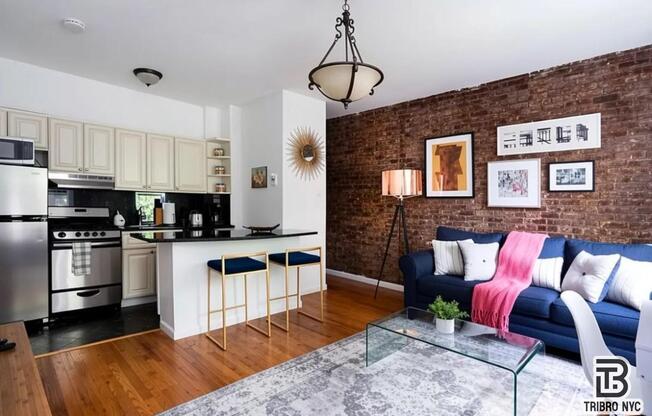 240 E 26 ST