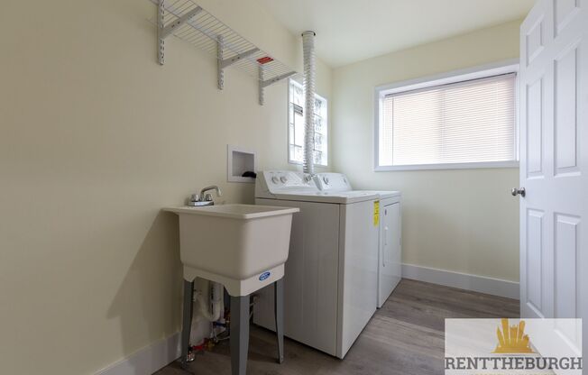 Updated 4BR 2 Full Bath House with Parking!