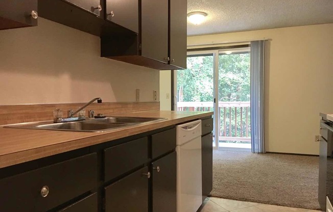 6106 NE 192 PL