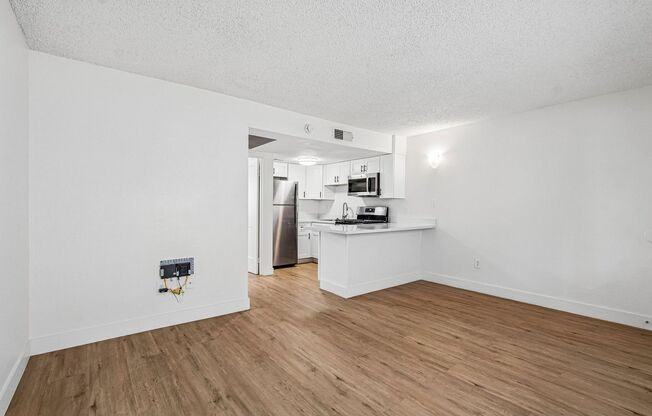 1 bed, 1 bath, 450 sqft, $1,445, Unit 49