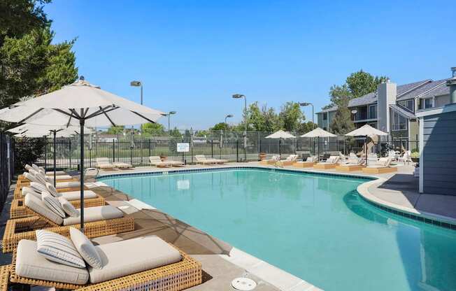 The Pool With Cabana at Horizon East Apartments