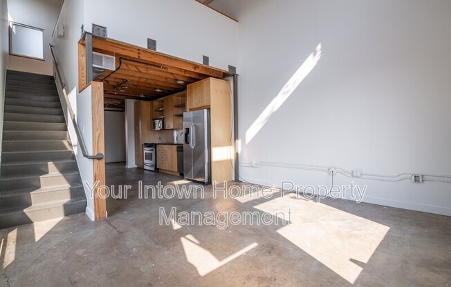 1661 LA FRANCE ST NE
