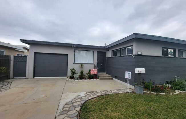 Lomita - 4 bd/2 ba Home - MUST SEE!