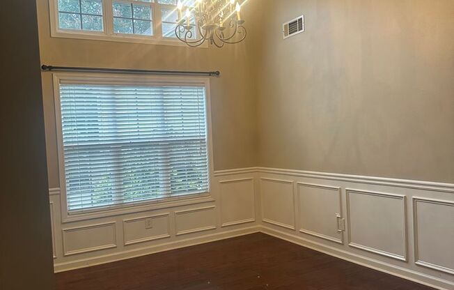 4 Bedroom home in Gainesville!