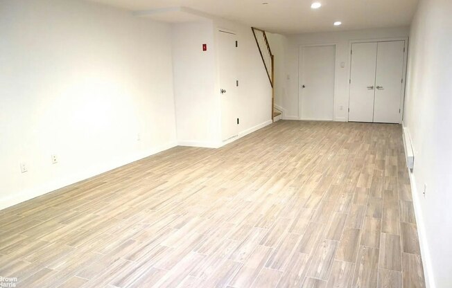 340 22 ST