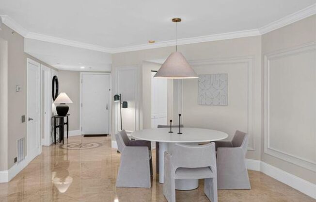 2 beds, 2.5 baths, $5,400, Unit # 1604