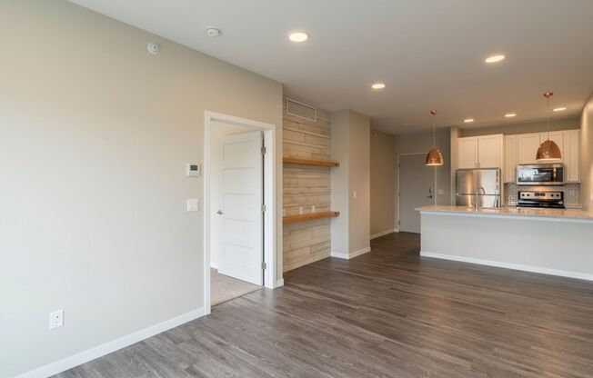 1 bed, 1 bath, 770 sqft, $1,250, Unit 406