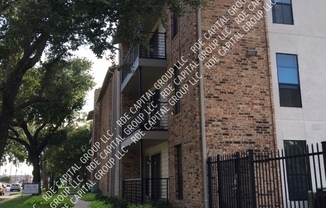 4545 LIVE OAK