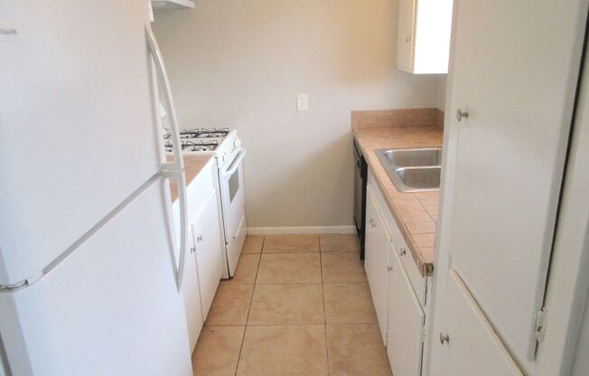 1 bed, 1 bath, $1,250