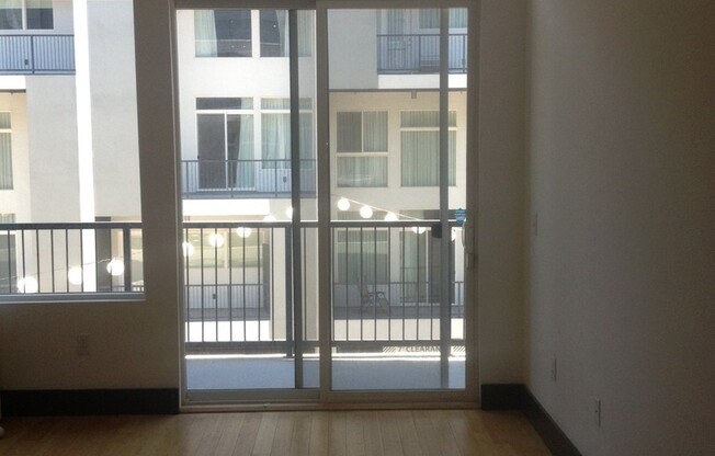 Loft 5 #8 325