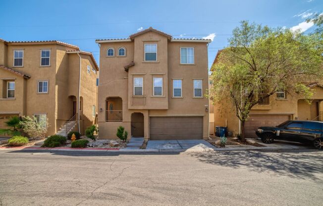 MOVE IN READY LOVELY 4-BED 3.5-BATH HOME!