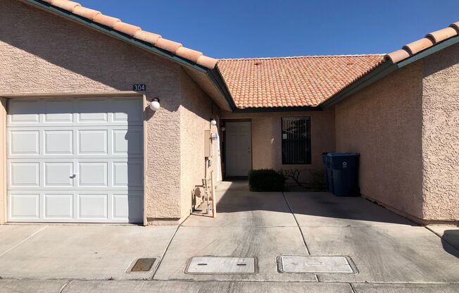 Beautiful Single Story Townhome - Available for Immediate Move In!