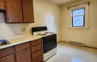 Studio, 1 bath, 415 sqft, $1,000, Unit 213