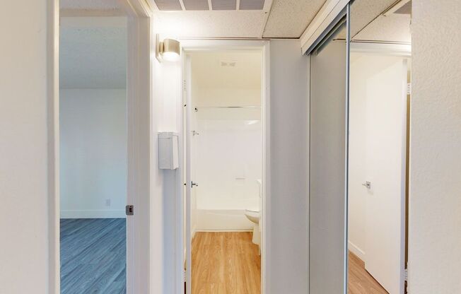 2 beds, 1 bath, 720 sqft, $2,325, Unit 213C
