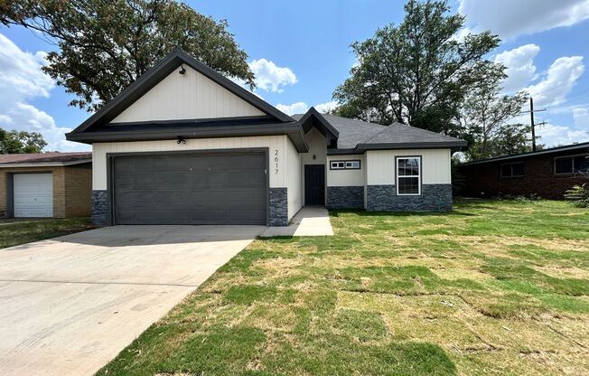 Self-Showing Brand New Construction in Central Lubbock Available 8/1!