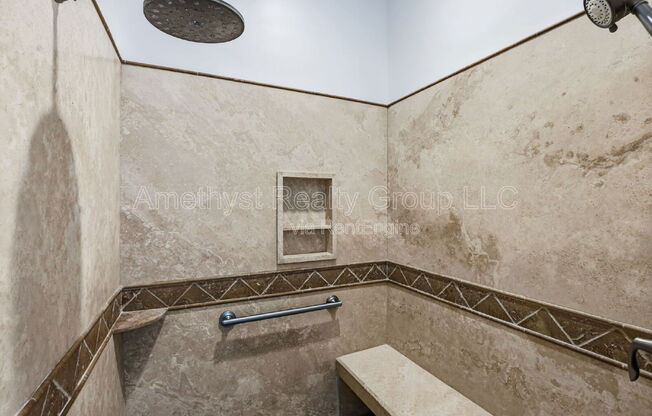 2 beds, 2 baths, 1,300 sqft, $2,600, Unit 1028