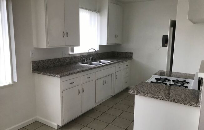 1 bed, 1 bath, $2,025, Unit 2116 E