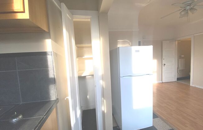 Studio, 1 bath, $750, Unit 36
