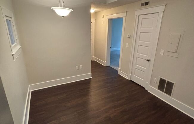 1 bed, 1 bath, 614 sqft, $850, Unit 4