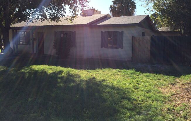 Roomy 6-Bedroom Home with Pool Available July 20