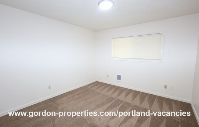 2 beds, 1 bath, $1,595