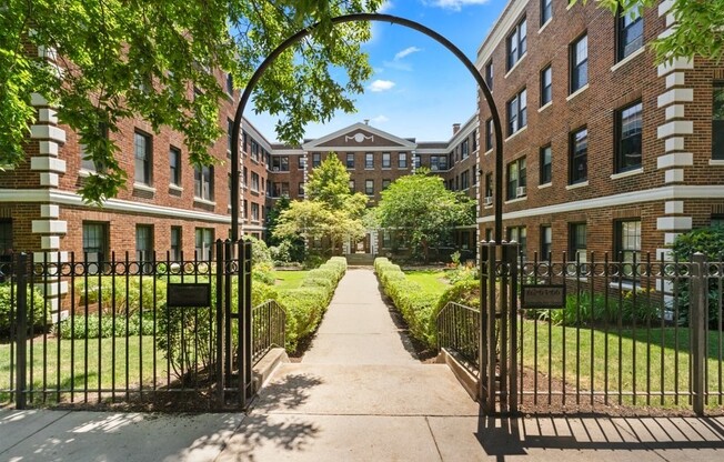 62 QUEENSBERRY