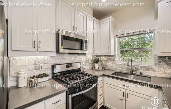 4319 ISSAQUAH PINE LK RD SE