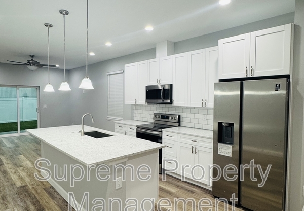 2604 N 29 ST