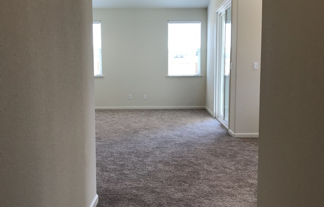 3 beds, 2 baths, $2,250