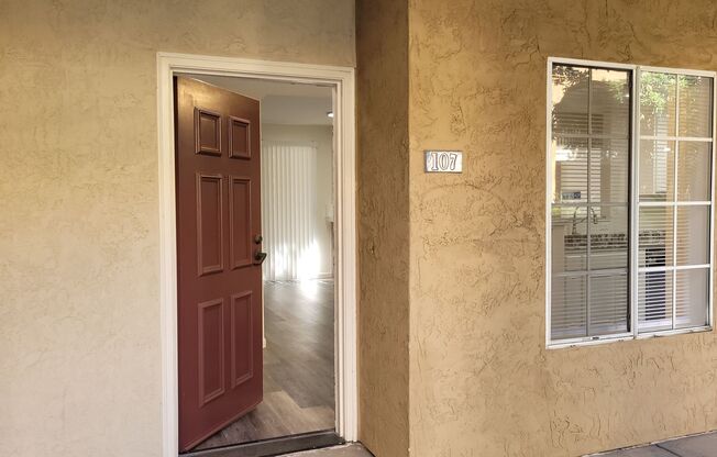 River Colony townhome - centrally located