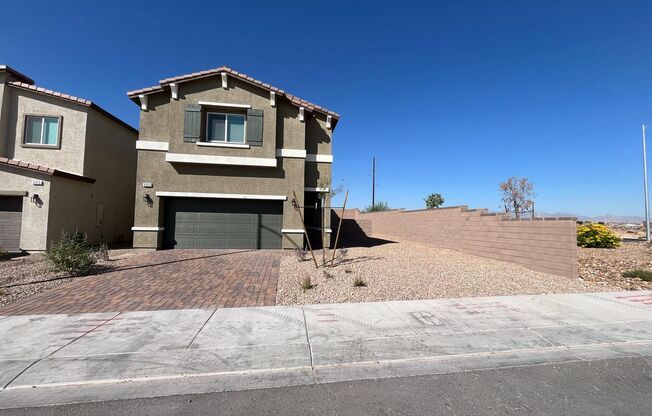 Brand-New Home in the Southern Highlands area with 4 bedroom and 2.5 bathroom.