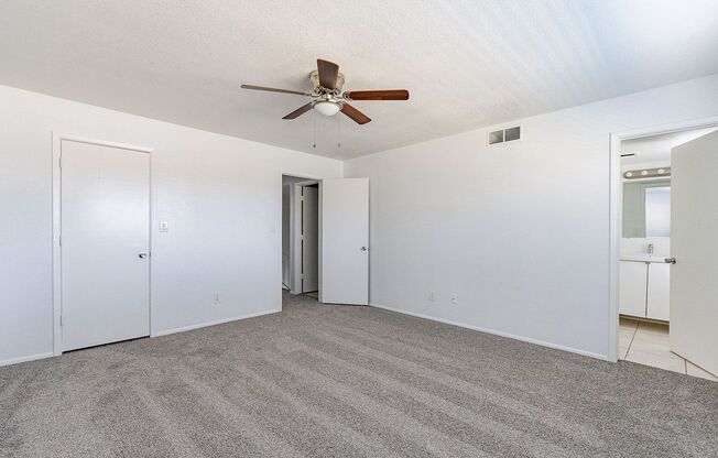 3 beds, 2.5 baths, $2,250