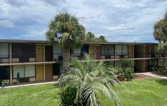 1 Bed/1 Bath, Fully Furnished Studio Apartment - Ground Floor at Sand Lake Courtyards AVAILABLE NOW!