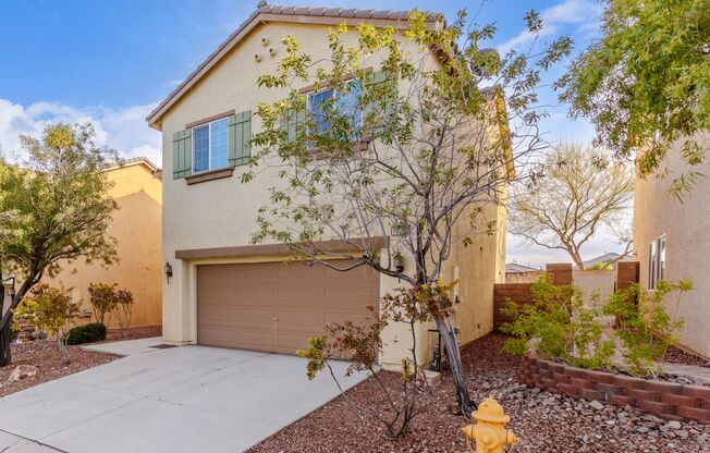 Beautiful 3 Bedroom two-story home in Skye Canyon