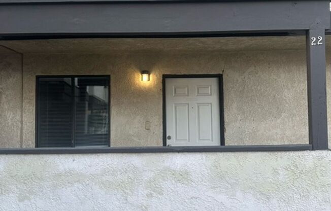 3461 S Chester Avenue