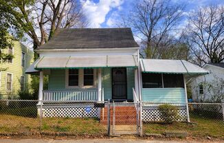 Remodeled bungalow in Church Hill with 3 bedrooms and 1 full bath