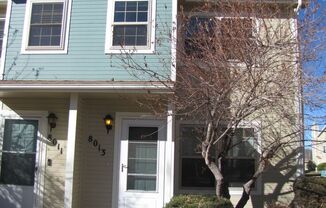 Great 2 Story Townhouse in the Briargate Area