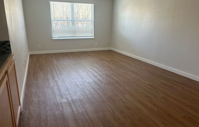 1 bed, 1 bath, 750 sqft, $1,115, Unit ABB-2-207