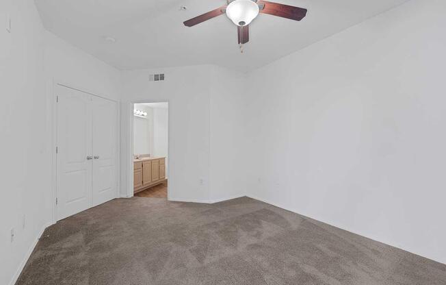 1 bed, 1 bath, 740 sqft, $1,425