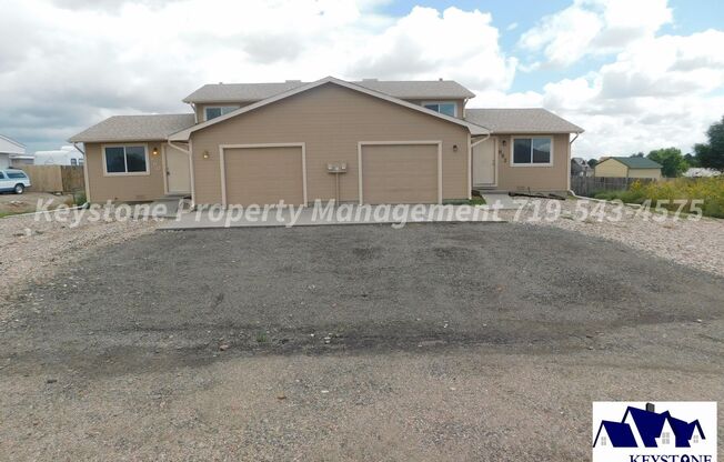 Pueblo West Duplex - 3 Bedroom/2 Bath/1 Car Garage - $1650/$1650