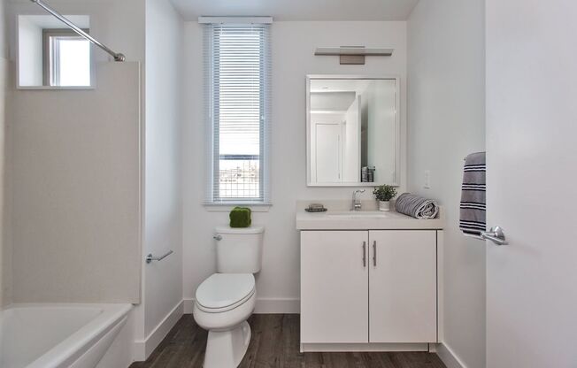 1 bed, 1 bath, 644 sqft, $2,287, Unit 102