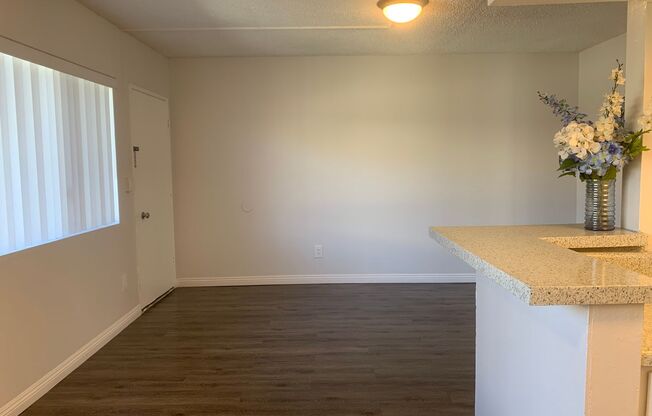 1 bed, 1 bath, 675 sqft, $1,645, Unit 41