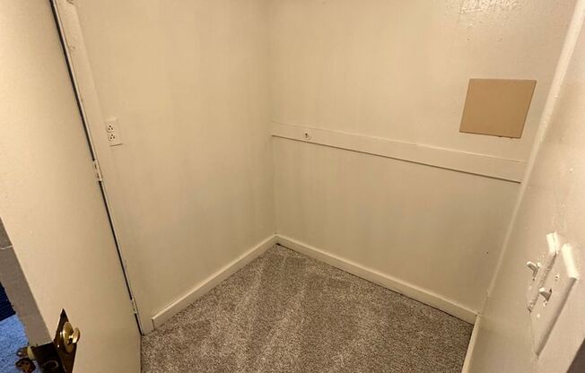 Studio, 1 bath, $1,150, Unit 3