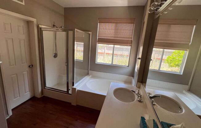 Beautiful home in gated community! Spacious layout, ample size rooms, WD hookups 3 car garage and more!