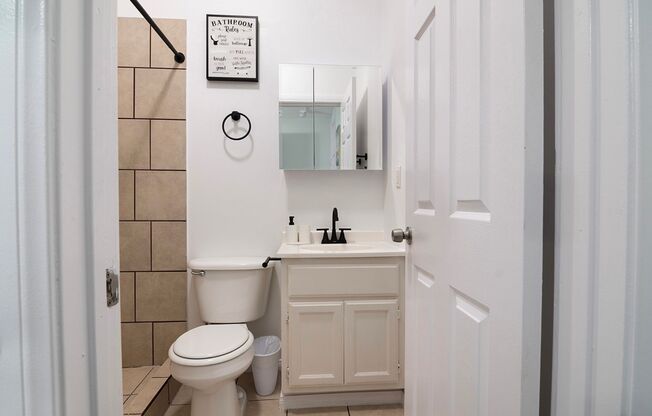 Studio, 1 bath, 176 sqft, $1,245, Unit 21