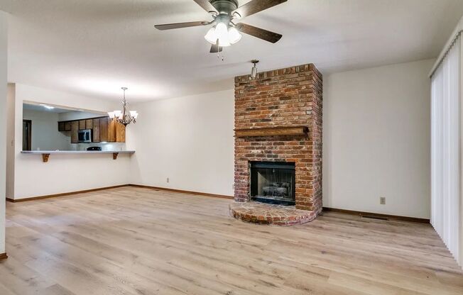 3-bed 2-bath Townhouse Available in NW Norman!